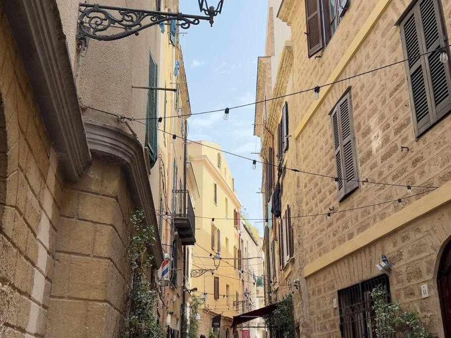 Suite Minerva 10 Steps From Piazza Civica アルゲーロ エクステリア 写真